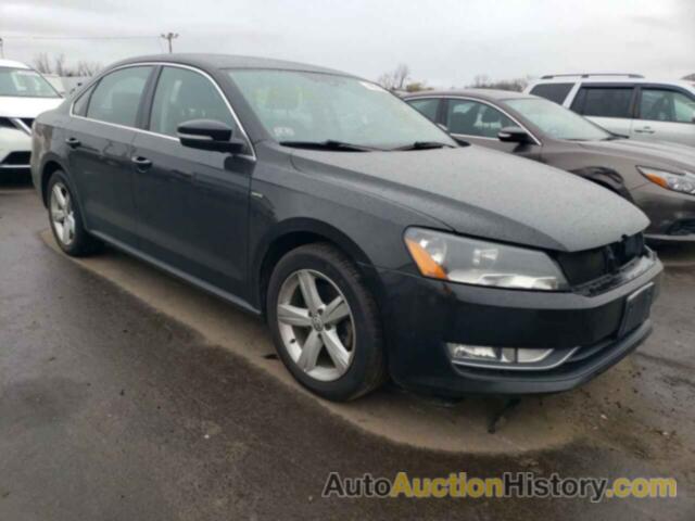 VOLKSWAGEN PASSAT S, 1VWAT7A39FC100812