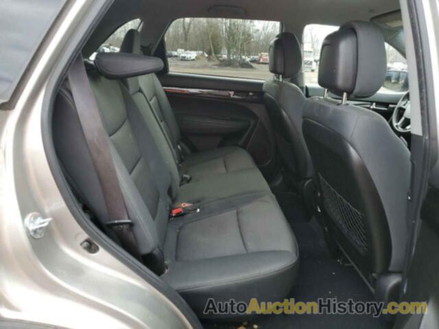 KIA SORENTO BASE, 5XYKTDA60CG282682