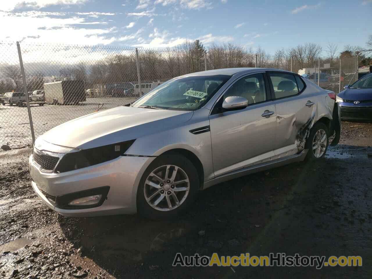 KIA OPTIMA LX, 5XXGM4A74CG024598