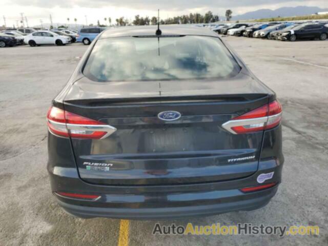 FORD FUSION TITANIUM, 3FA6P0SU8KR174008