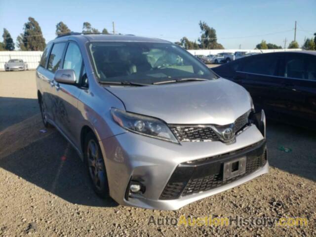 TOYOTA SIENNA SE, 5TDXZ3DC4JS932467