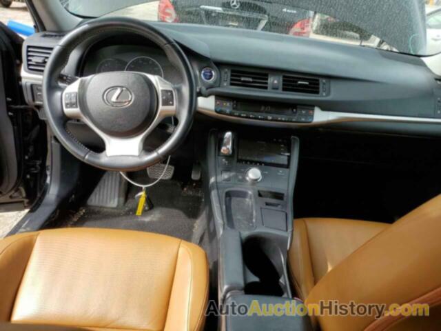 LEXUS CT 200 200, JTHKD5BH4D2130532