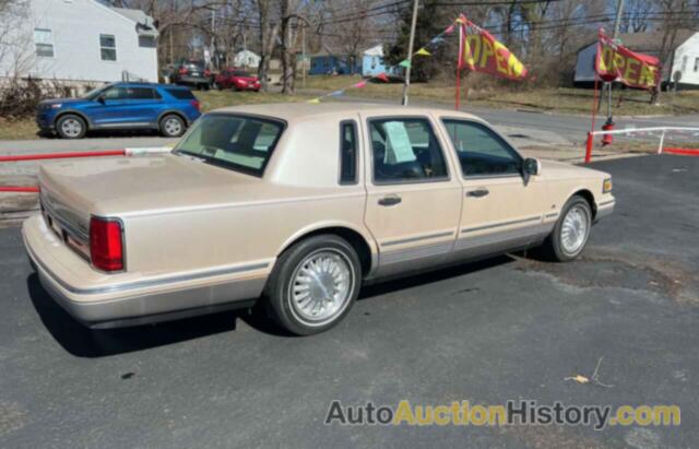 LINCOLN TOWNCAR SIGNATURE, 1LNLM82W4SY705014