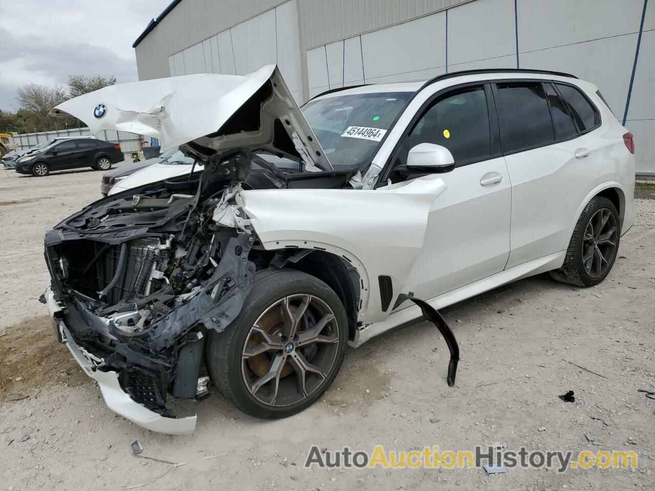 BMW X5 XDRIVE50I, 5UXJU2C57KLB15547