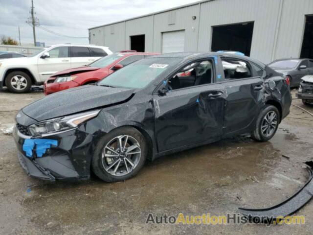 KIA FORTE LX, 3KPF24ADXPE688958