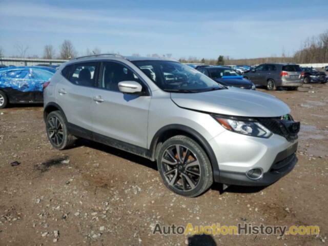 NISSAN ROGUE S, JN1BJ1CR8HW113244