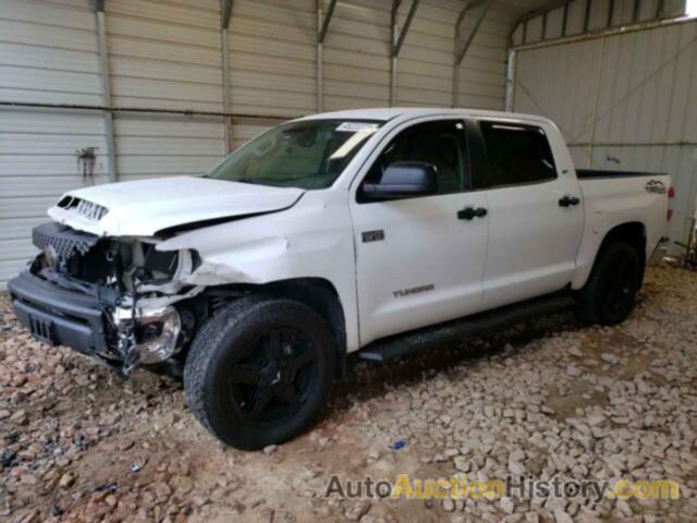 TOYOTA TUNDRA CREWMAX SR5, 5TFDW5F15KX777667