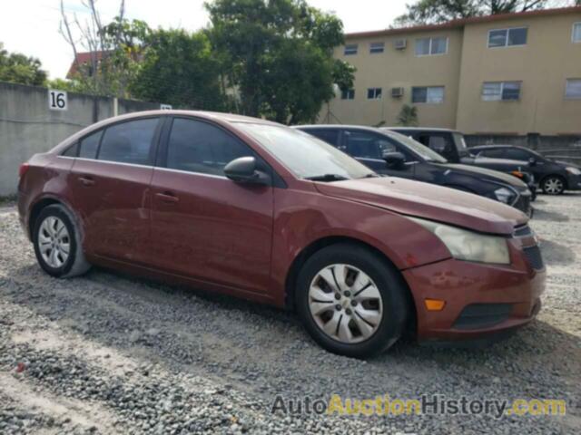 CHEVROLET CRUZE LS, 1G1PD5SH0C7240379