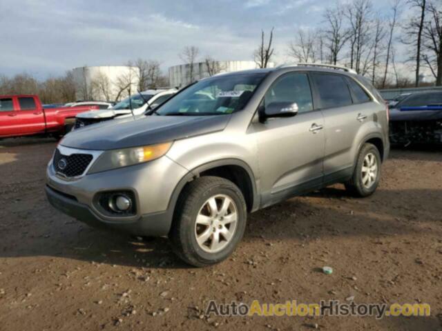 KIA SORENTO BASE, 5XYKT4A1XBG037326