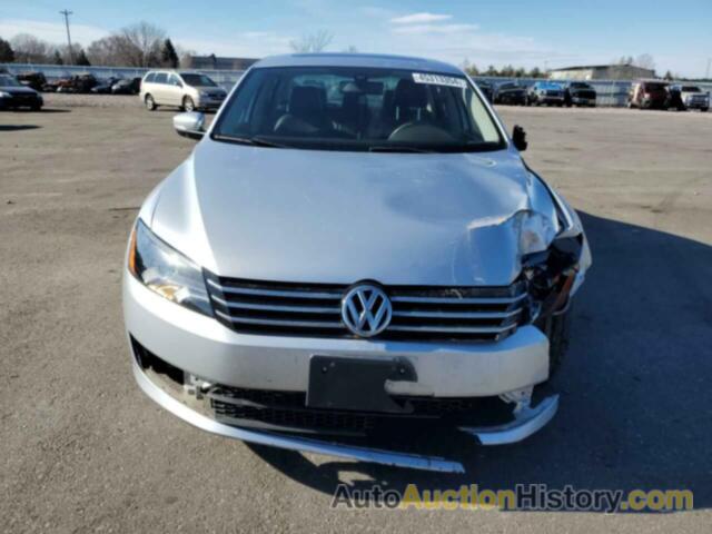 VOLKSWAGEN PASSAT SE, 1VWBP7A34EC015609