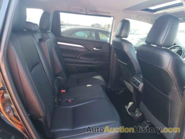 TOYOTA HIGHLANDER SE, 5TDKZRFH9KS300135