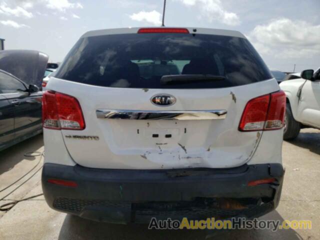 KIA SORENTO BASE, 5XYKT3A17BG122151