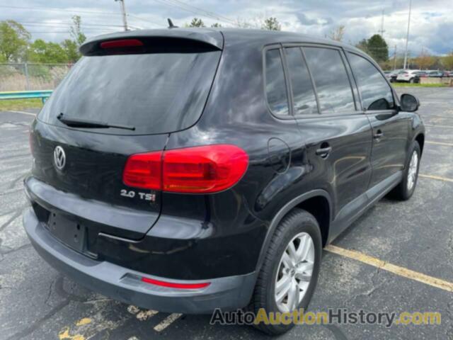 VOLKSWAGEN TIGUAN S, WVGAV7AX7DW527378