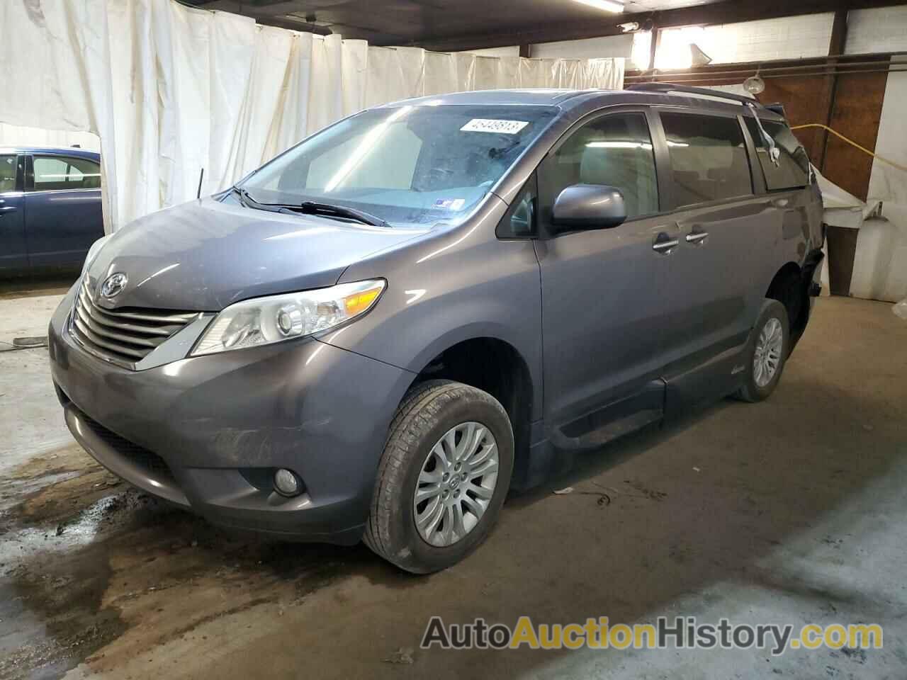 2014 TOYOTA SIENNA XLE, 5TDYK3DC9ES514484