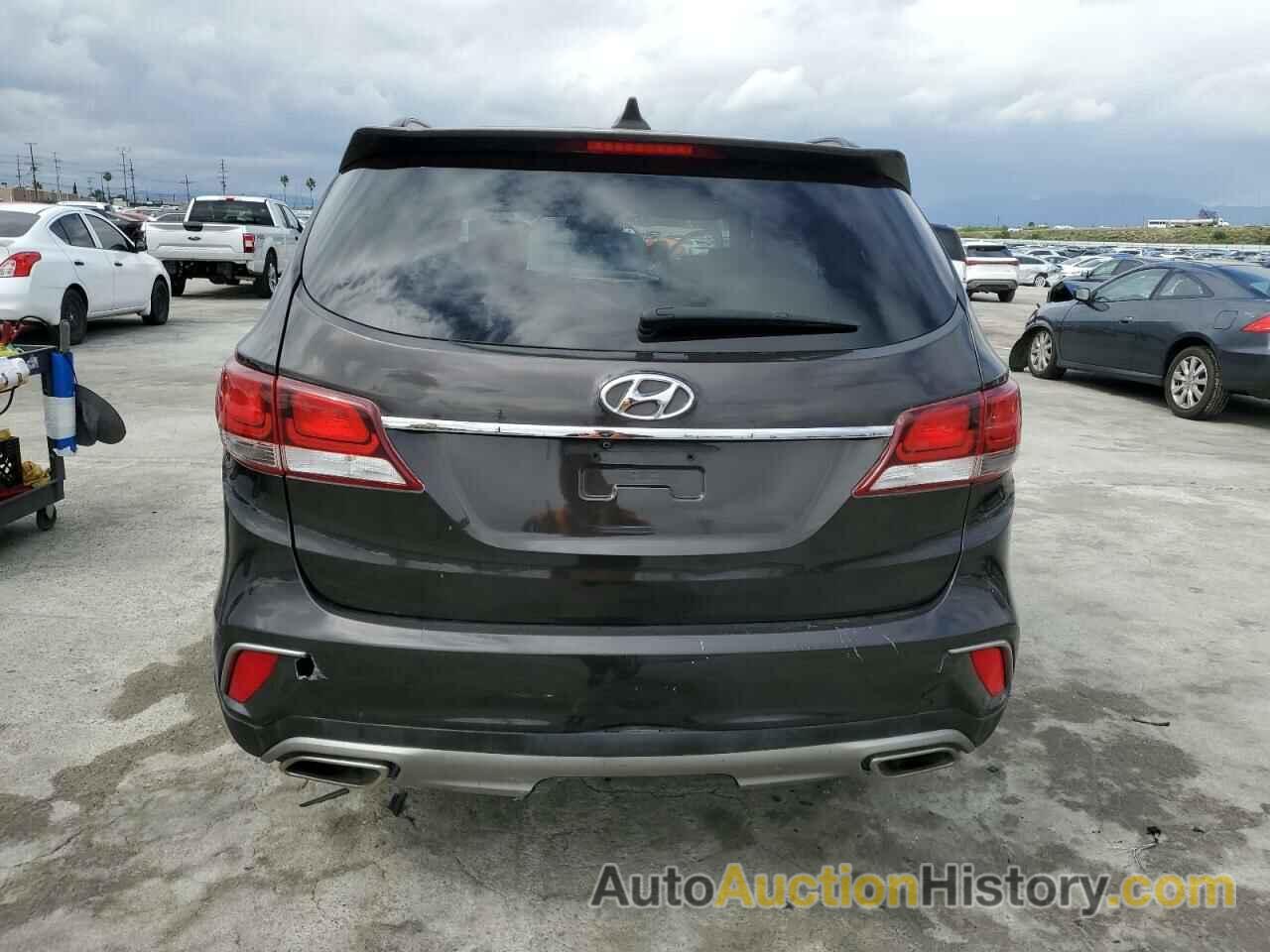 HYUNDAI SANTA FE SE, KM8SMDHF9HU213039