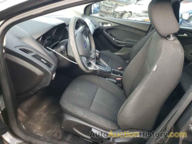 FORD FOCUS SE, 1FADP3K26HL216819