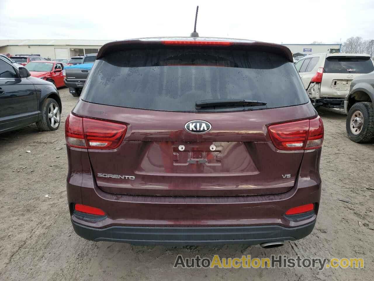 KIA SORENTO LX, 5XYPG4A52KG471608