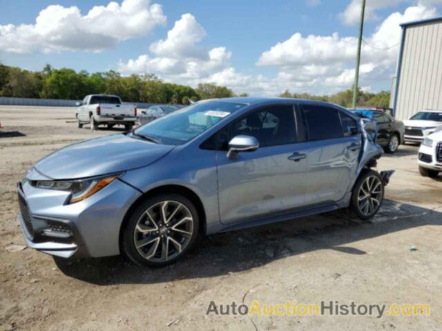 TOYOTA COROLLA SE, 5YFS4MCE5NP137153