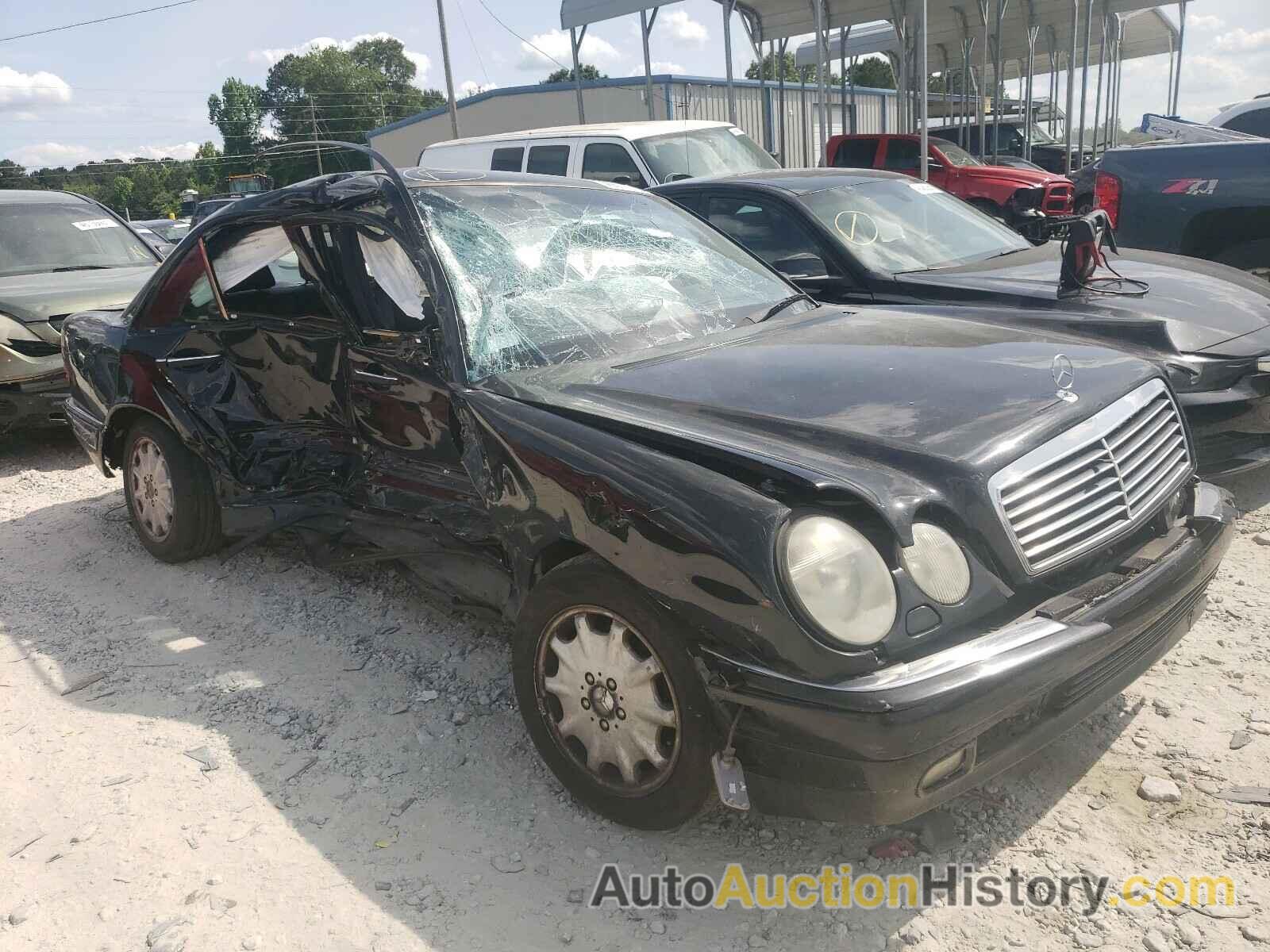 1999 MERCEDES-BENZ E CLASS 320, WDBJF65H9XA912505