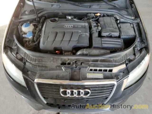 AUDI A3 PREMIUM, WAUBJBFM5CA081357