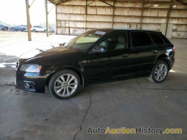 AUDI A3 PREMIUM, WAUBJBFM5CA081357