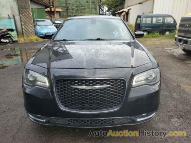 CHRYSLER 300 S, 2C3CCABG0KH562942