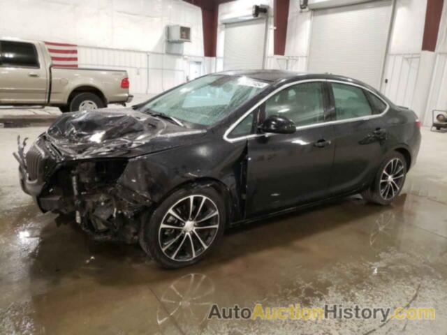 BUICK VERANO SPORT TOURING, 1G4PW5SK2G4137982