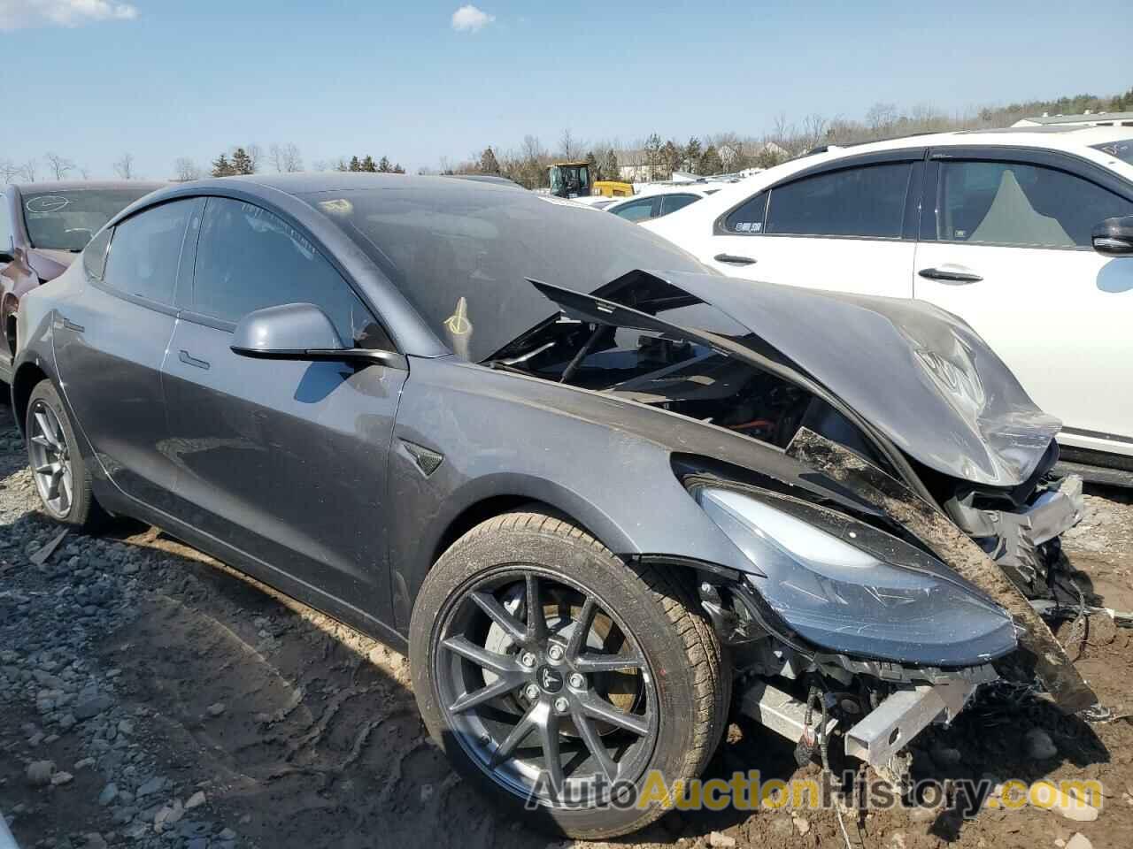 TESLA MODEL 3, 5YJ3E1EA7PF654589