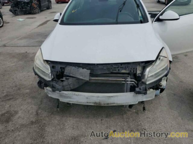 BUICK REGAL CXL, W04GN5EC6B1113216