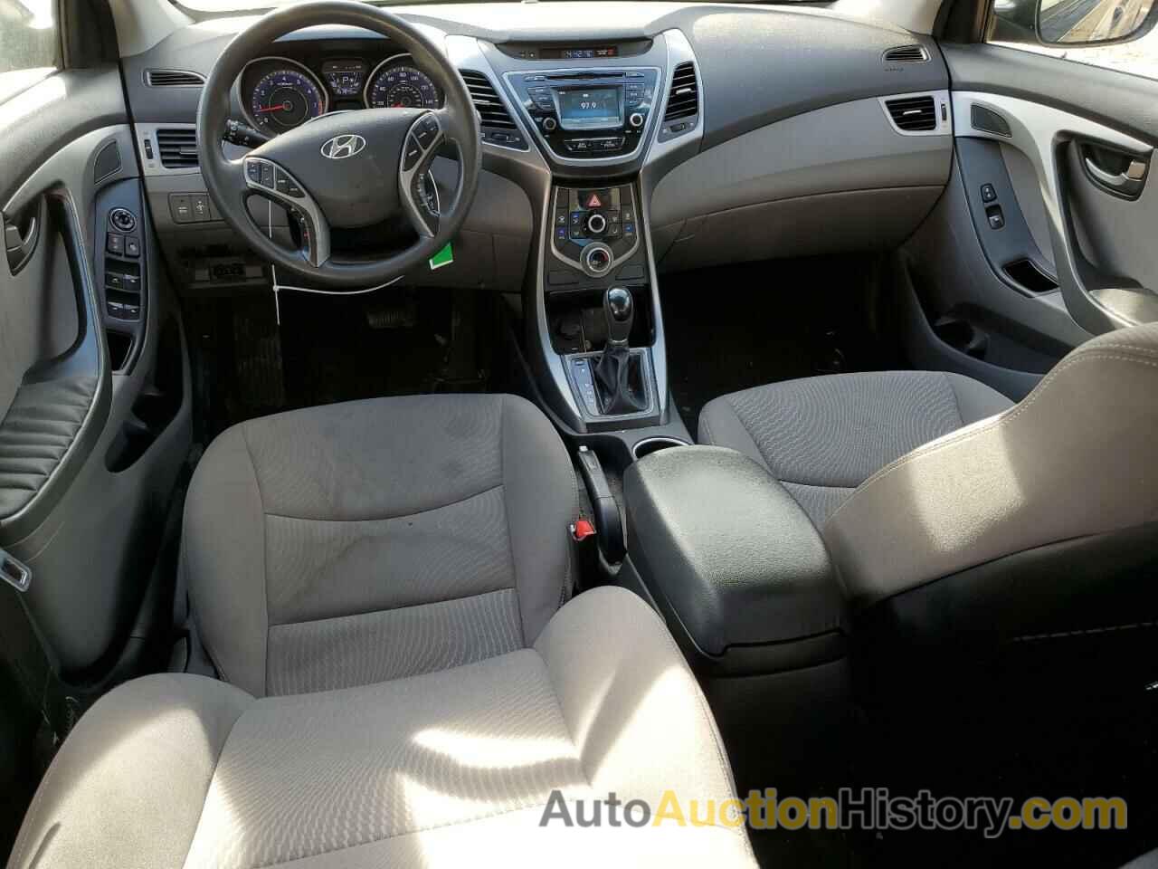 HYUNDAI ELANTRA SE, KMHDH4AE5FU387525