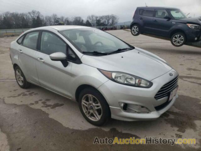 FORD FIESTA SE, 3FADP4BJ8JM105884