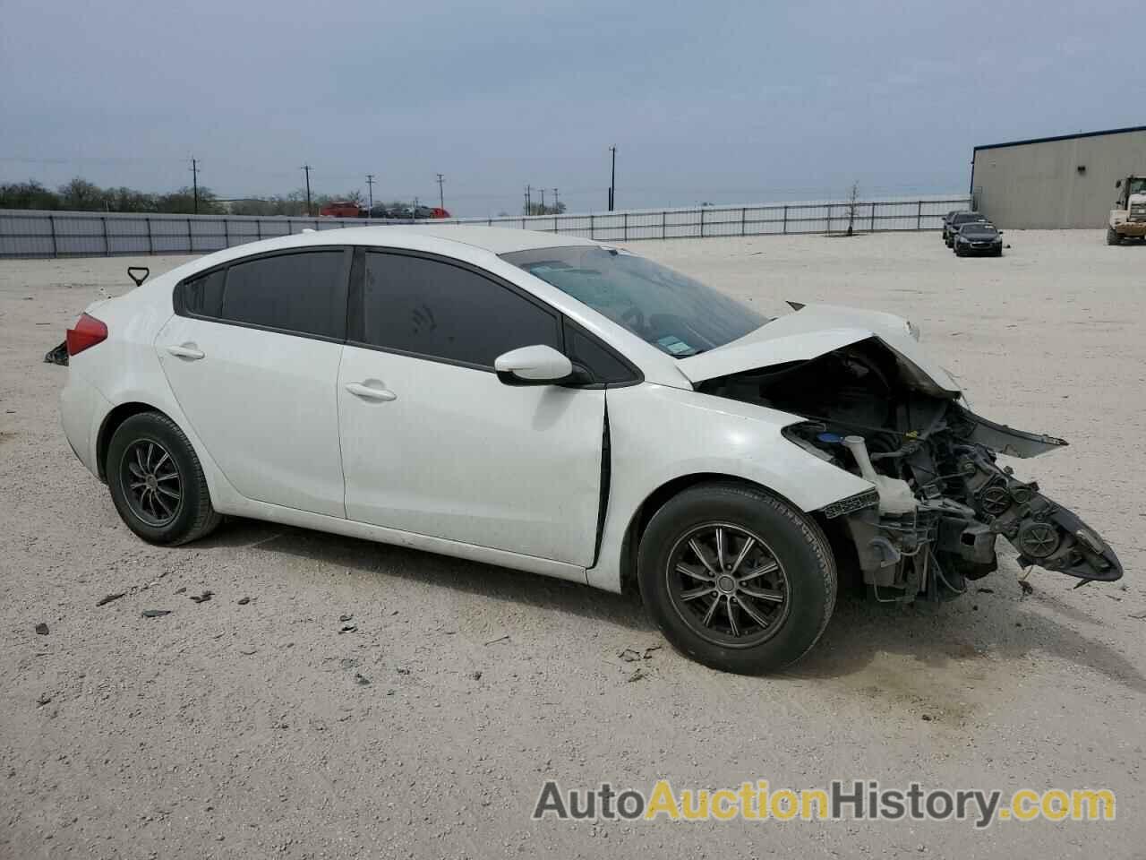 KIA FORTE LX, KNAFK4A6XG5587543