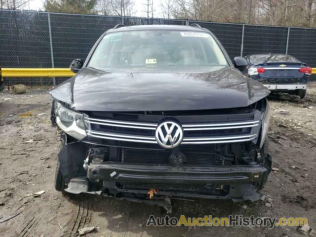 VOLKSWAGEN TIGUAN S, WVGAV7AX4HK022556