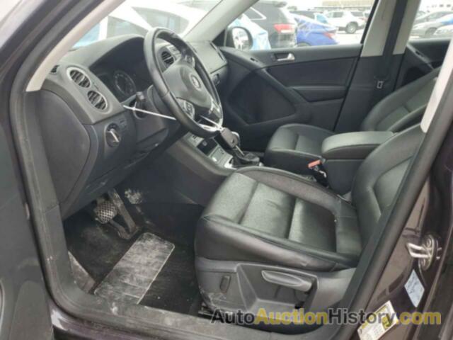 VOLKSWAGEN TIGUAN S, WVGBV7AX2GW568154