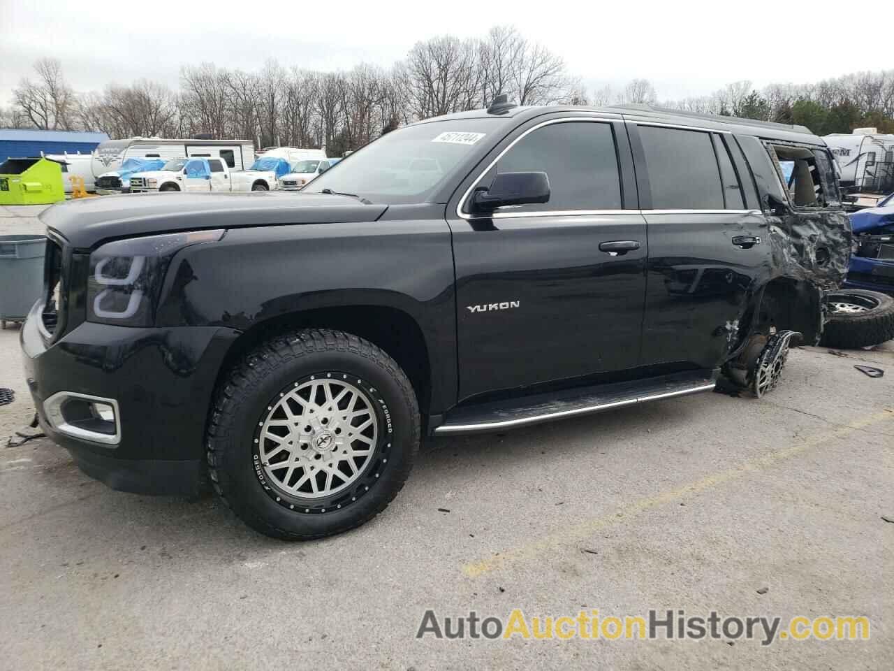 GMC YUKON SLE, 1GKS2AKC5HR369707