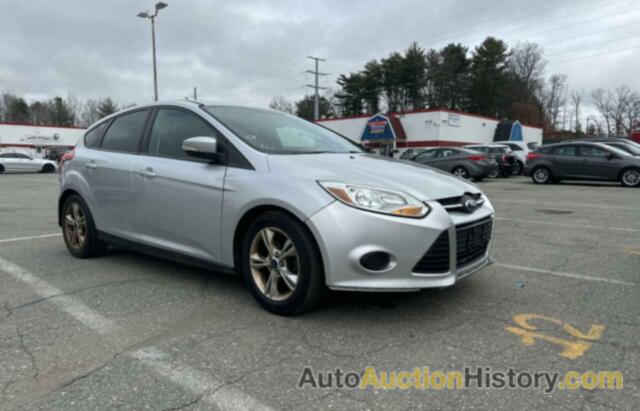 FORD FOCUS SE, 1FADP3K27EL305987