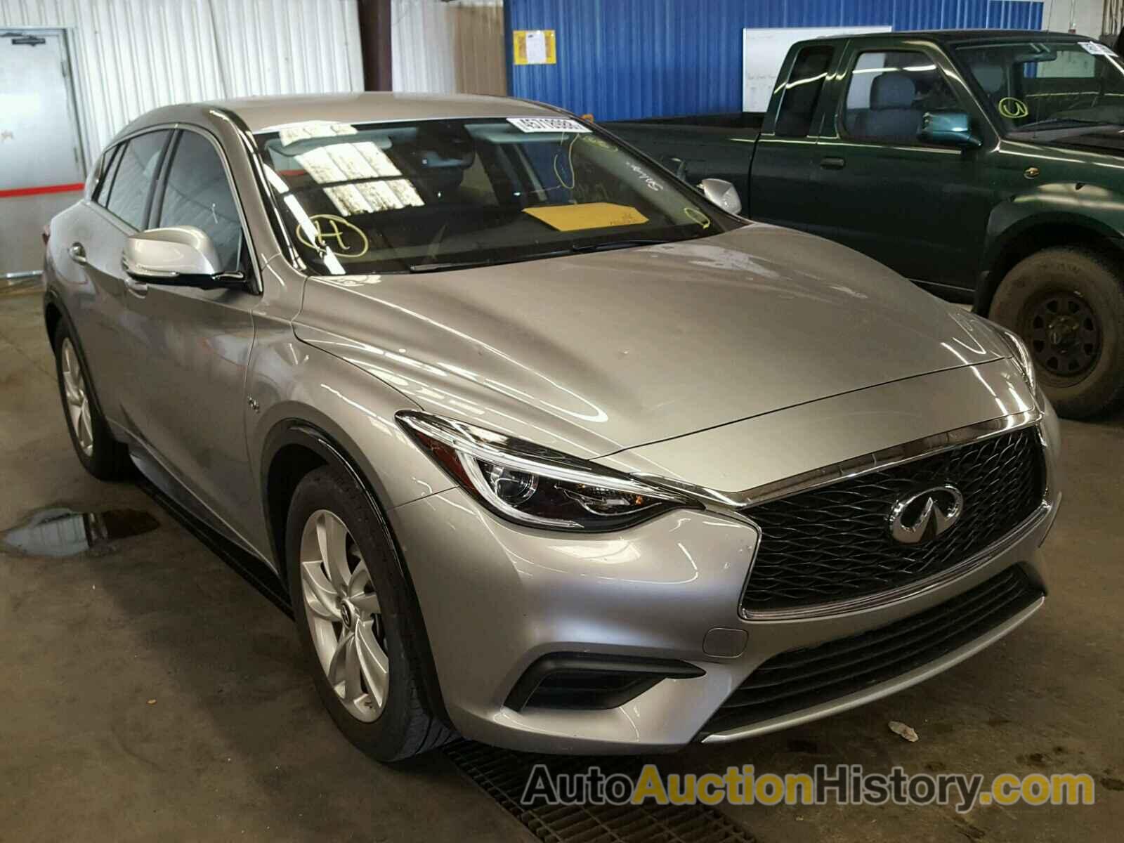 2018 INFINITI QX30 BASE, SJKCH5CP7JA058630