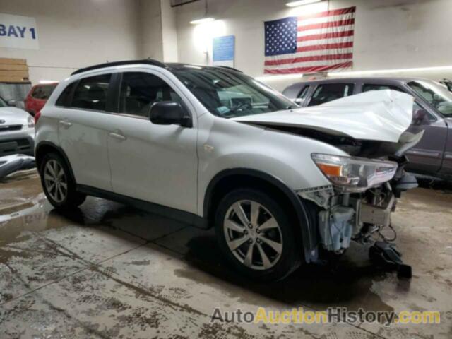 MITSUBISHI OUTLANDER LE, 4A4AR5AUXDE021156