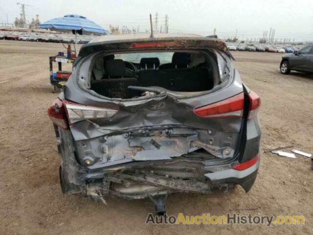 HYUNDAI TUCSON SE, KM8J23A49JU787585