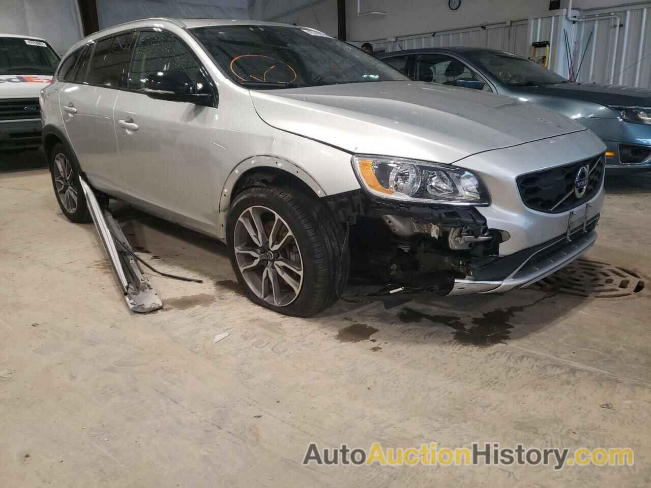 2017 VOLVO V60 PREMIER, YV440MWK8H1032098