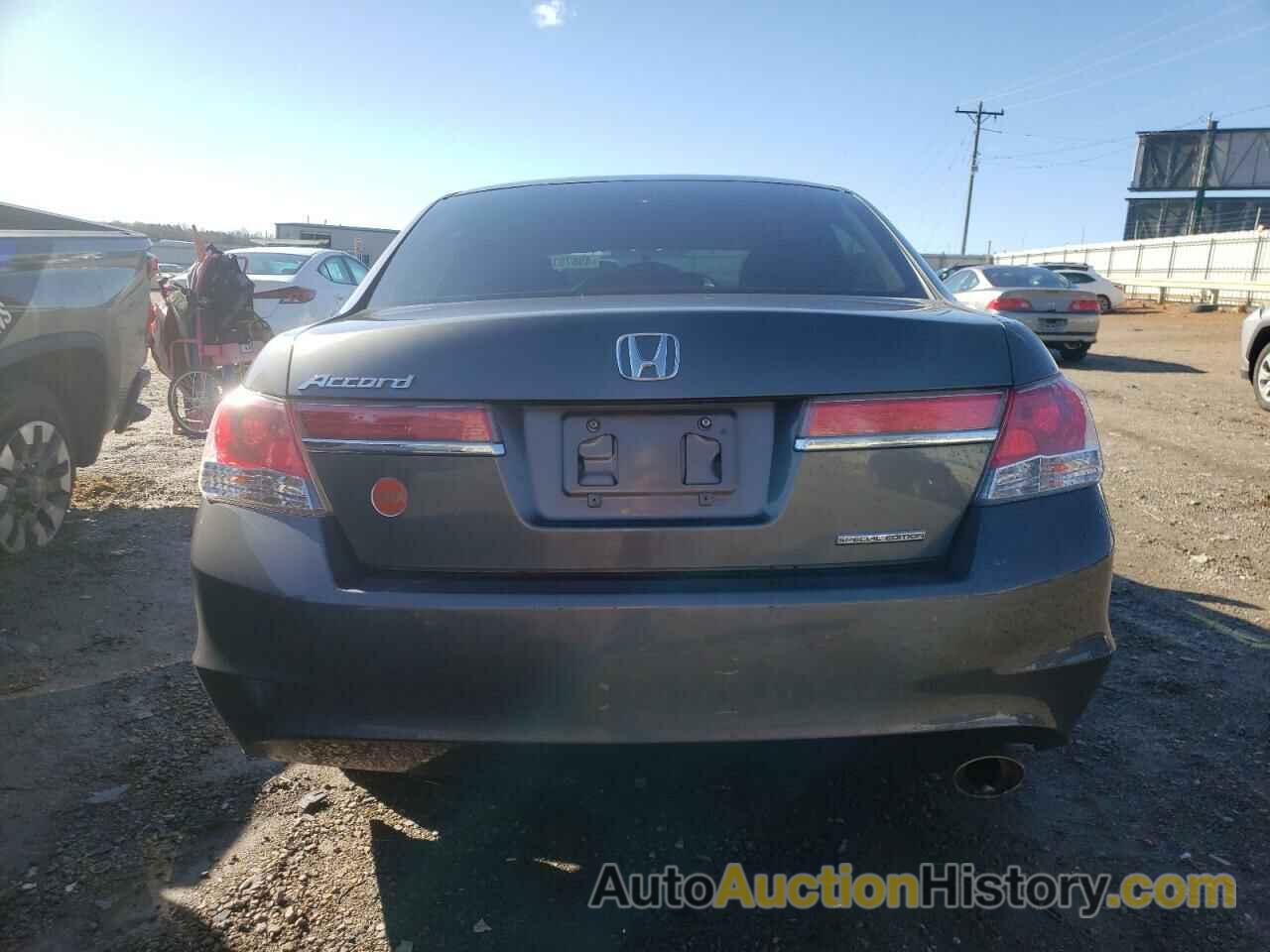 HONDA ACCORD SE, 1HGCP2F62BA111387