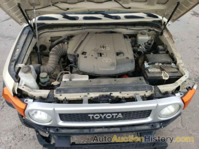 TOYOTA FJ CRUISER, JTEBU11F78K017668