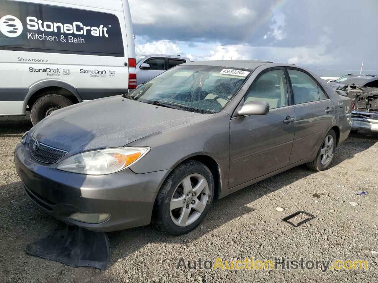 TOYOTA CAMRY LE, 4T1BE30K42U589557