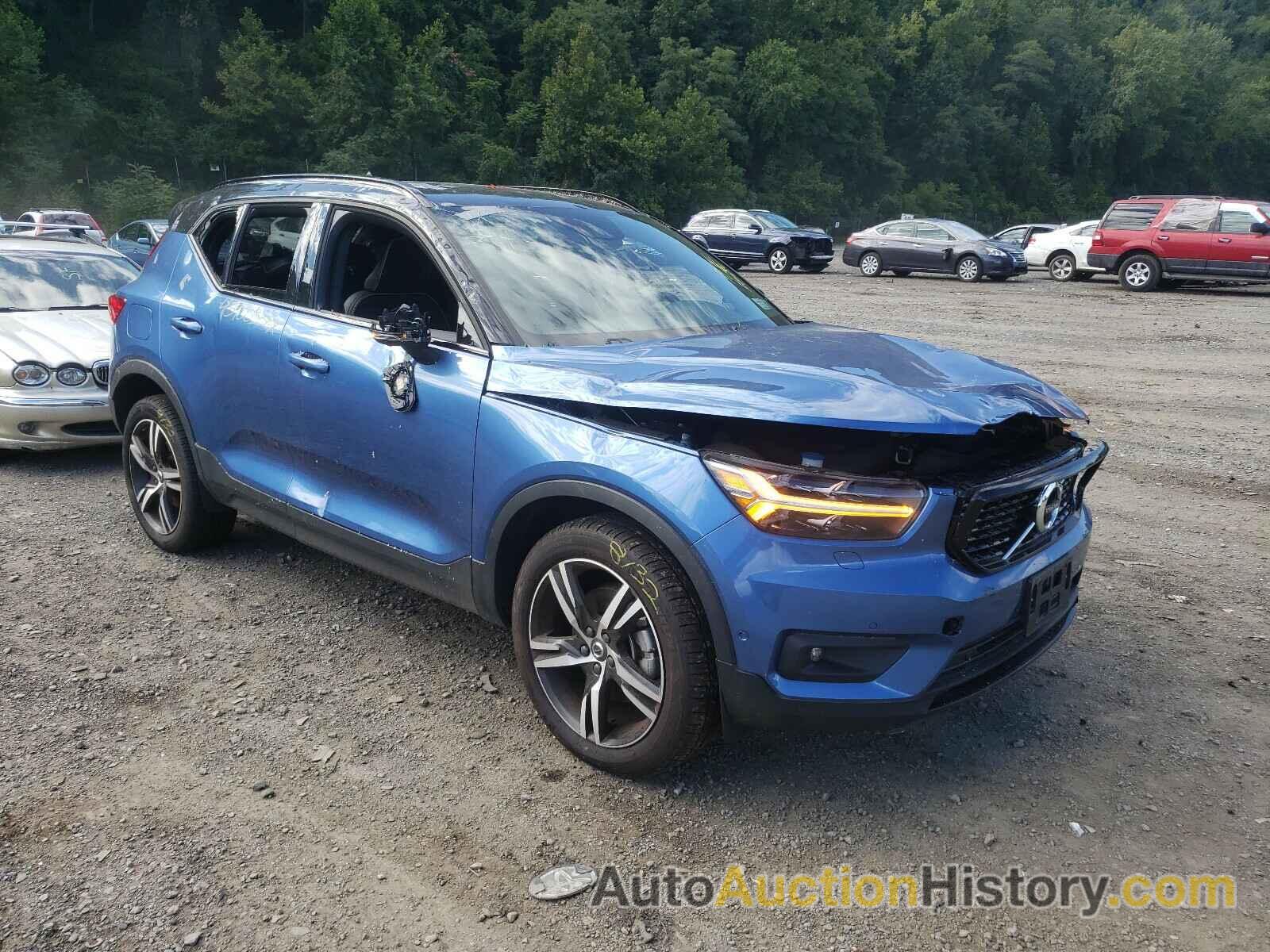 2019 VOLVO XC40 T5 MO T5 MOMENTUM, YV4162XZ8K2015515