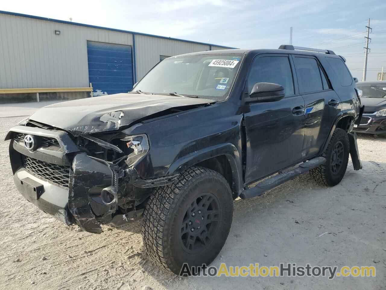 TOYOTA 4RUNNER SR5, JTEBU5JR3K5612489