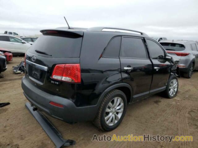 KIA SORENTO EX, 5XYKUDA21BG038516