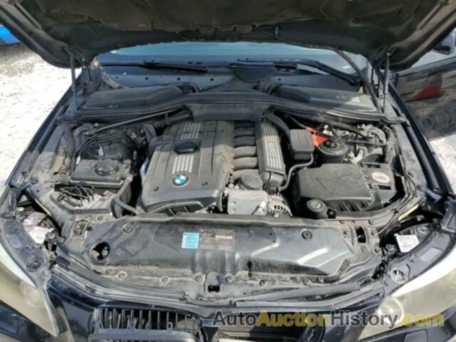 BMW 5 SERIES I, WBANU535X9C118855