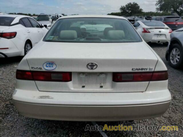 TOYOTA CAMRY LE, JT2BG28K8X0360027