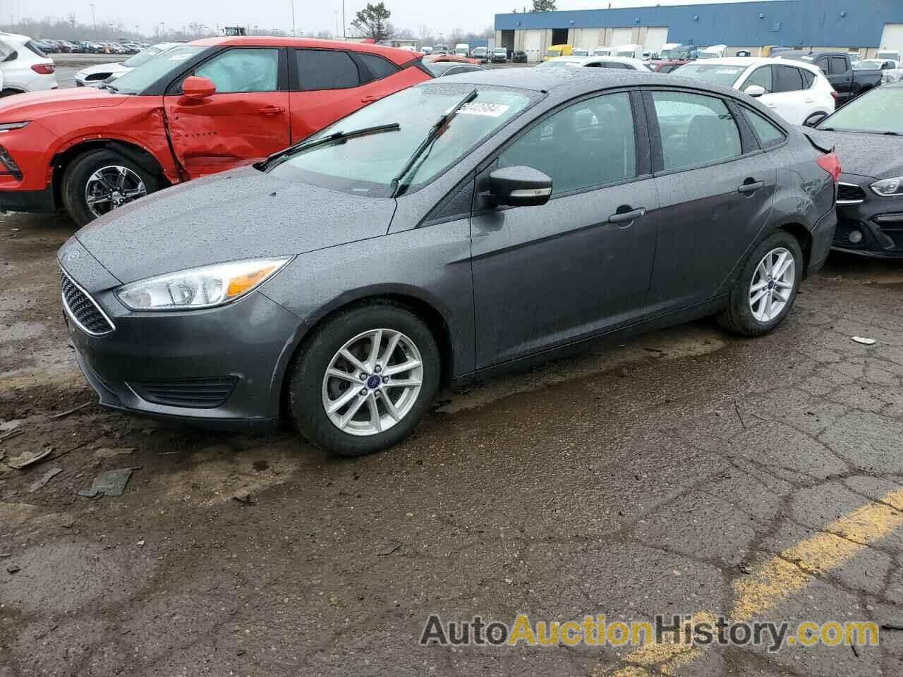 FORD FOCUS SE, 1FADP3F26JL317178