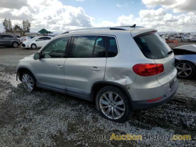 VOLKSWAGEN TIGUAN S, WVGAV7AX0FW563674